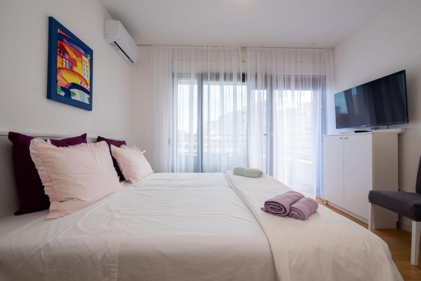 Apartment S'akvarel 6 - New & Modern *